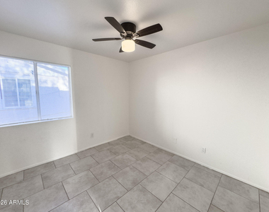 308 E Vogel Avenue - Photo Thumbnail 20