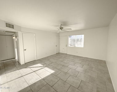 308 E Vogel Avenue - Photo Thumbnail 12