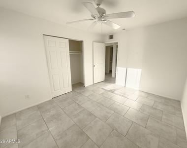 308 E Vogel Avenue - Photo Thumbnail 19