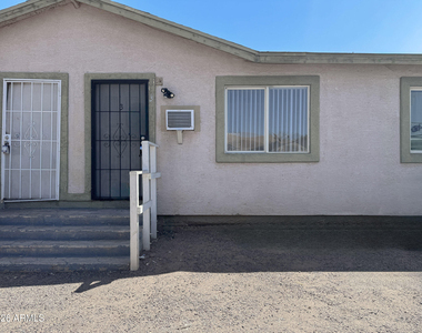 1708 W Yuma Street - Photo Thumbnail 1
