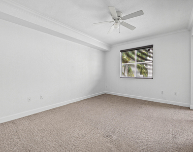 1660 Renaissance Commons Boulevard - Photo Thumbnail 19