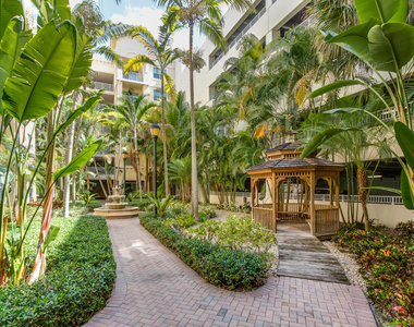 1660 Renaissance Commons Boulevard - Photo Thumbnail 29