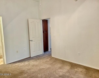 2401 E Rio Salado Parkway - Photo Thumbnail 5