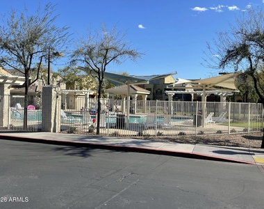 2401 E Rio Salado Parkway - Photo Thumbnail 12