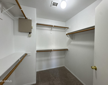 11595 W Holly Street - Photo Thumbnail 31