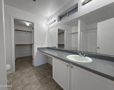 11595 W Holly Street - Photo Thumbnail 29