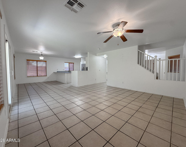 11595 W Holly Street - Photo Thumbnail 9