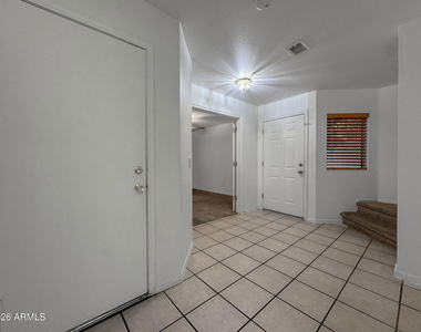11595 W Holly Street - Photo Thumbnail 3