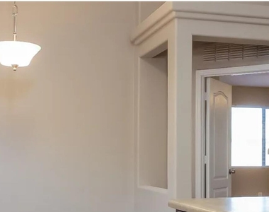 5448 S 237th Lane - Photo Thumbnail 4