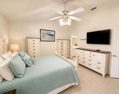 4214 Se Home Way - Photo Thumbnail 15