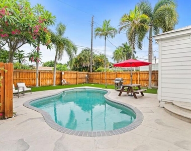 219 31st Street - Photo Thumbnail 16