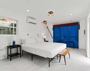 219 31st Street - Photo Thumbnail 10