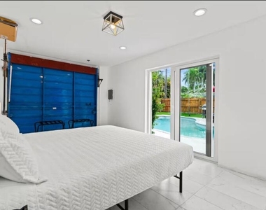 219 31st Street - Photo Thumbnail 9