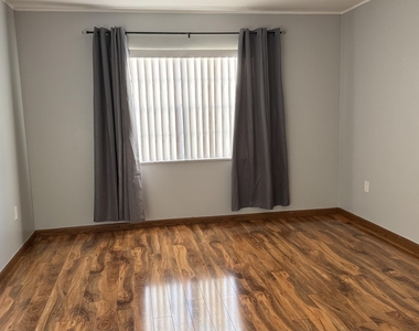 3701 Jackson Street - Photo Thumbnail 8