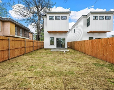 2507 Birmingham Avenue - Photo Thumbnail 24