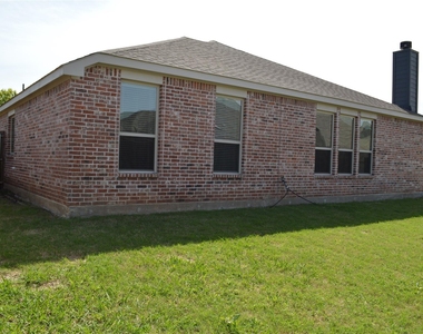 791 Stefhanie Drive - Photo Thumbnail 10