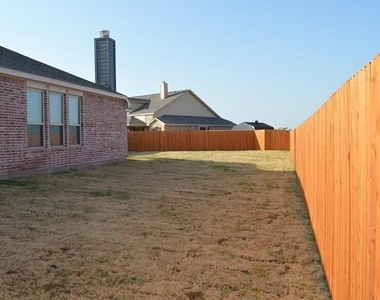 791 Stefhanie Drive - Photo Thumbnail 11
