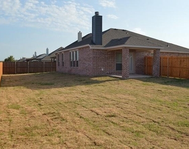 791 Stefhanie Drive - Photo Thumbnail 13