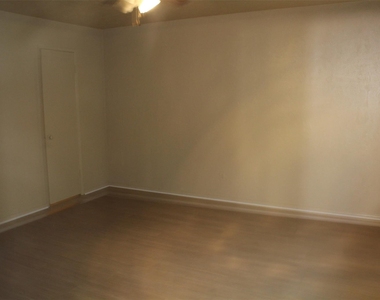5706 Briarcrest Drive - Photo Thumbnail 5