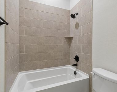 500 Cottage Place - Photo Thumbnail 22