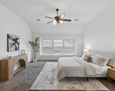 500 Cottage Place - Photo Thumbnail 17