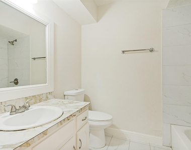5420 Prince Drive - Photo Thumbnail 9