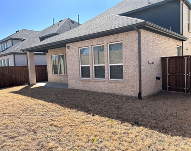 2712 Rolling Meadow Road - Photo Thumbnail 26