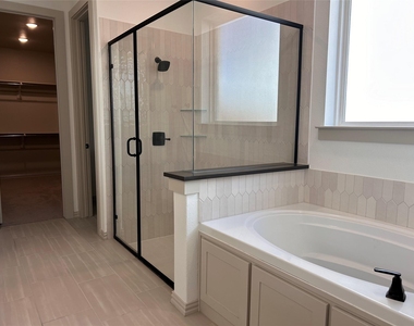 2712 Rolling Meadow Road - Photo Thumbnail 9