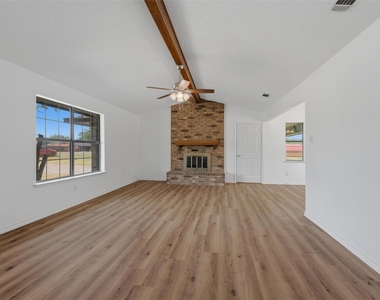 124 Prairie Creek Road - Photo Thumbnail 2