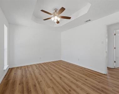 124 Prairie Creek Road - Photo Thumbnail 14