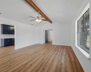 124 Prairie Creek Road - Photo Thumbnail 3