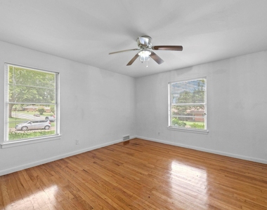 5007 Rockport Drive - Photo Thumbnail 17