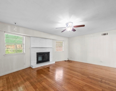 5007 Rockport Drive - Photo Thumbnail 8