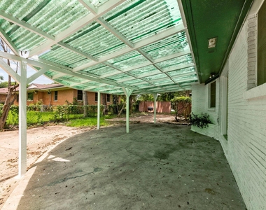5007 Rockport Drive - Photo Thumbnail 19