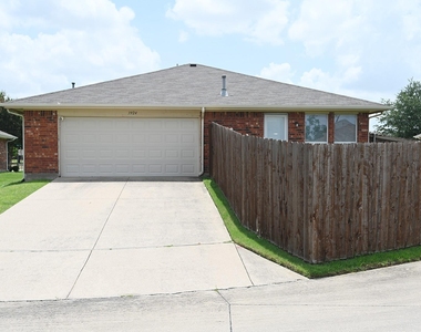 3924 Palace Place - Photo Thumbnail 19