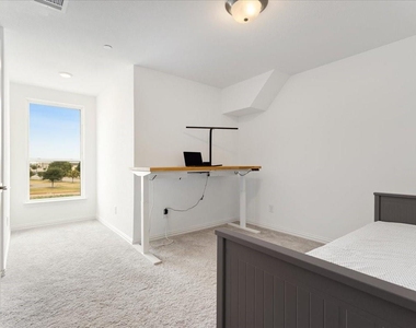 2223 Adena Springs Drive - Photo Thumbnail 33