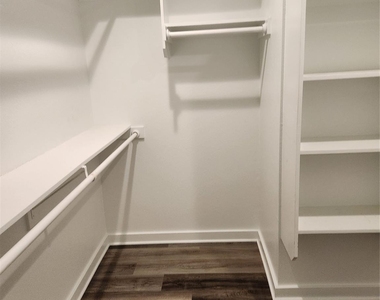 410 S 2nd Street - Photo Thumbnail 16