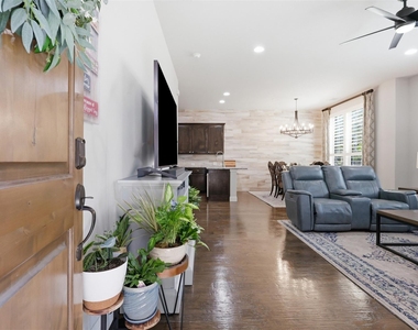 4675 Rhett Lane - Photo Thumbnail 5