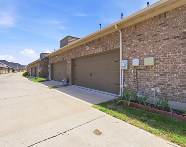4675 Rhett Lane - Photo Thumbnail 33