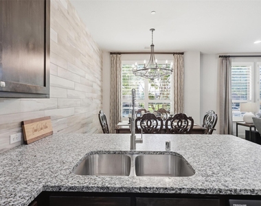 4675 Rhett Lane - Photo Thumbnail 14