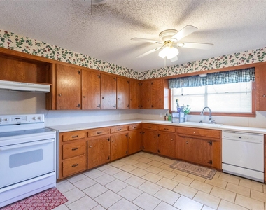 109 Clark Road - Photo Thumbnail 12