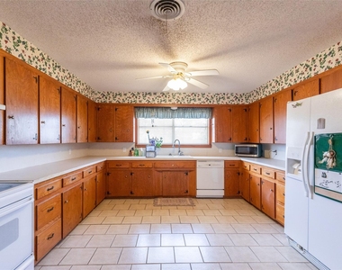 109 Clark Road - Photo Thumbnail 11
