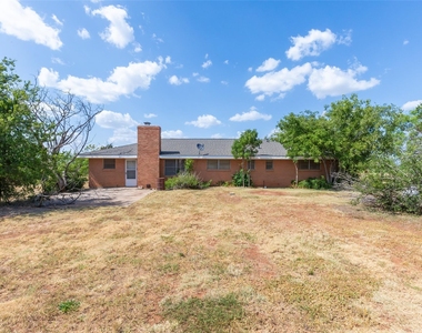 109 Clark Road - Photo Thumbnail 9