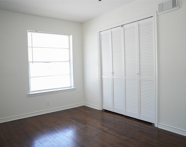 6565 Ascot Lane - Photo Thumbnail 19