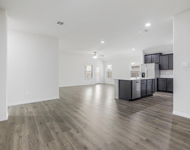 9812 Autumn Leaves Lane - Photo Thumbnail 14