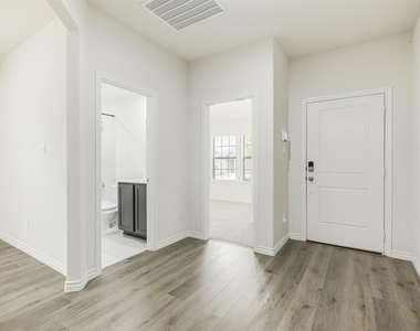 9812 Autumn Leaves Lane - Photo Thumbnail 3