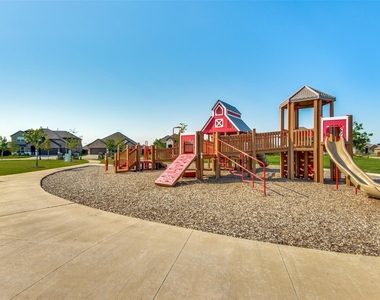 9812 Autumn Leaves Lane - Photo Thumbnail 33