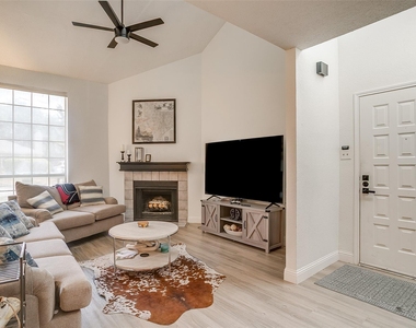 121 Myers Drive - Photo Thumbnail 2