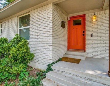 2824 W Kiest Boulevard - Photo Thumbnail 1