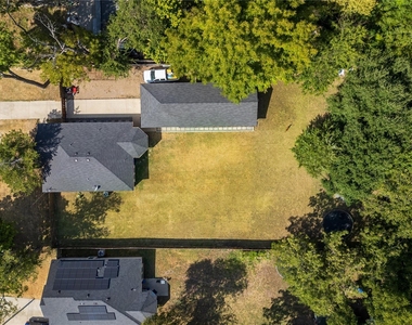 2433 56th Street - Photo Thumbnail 8